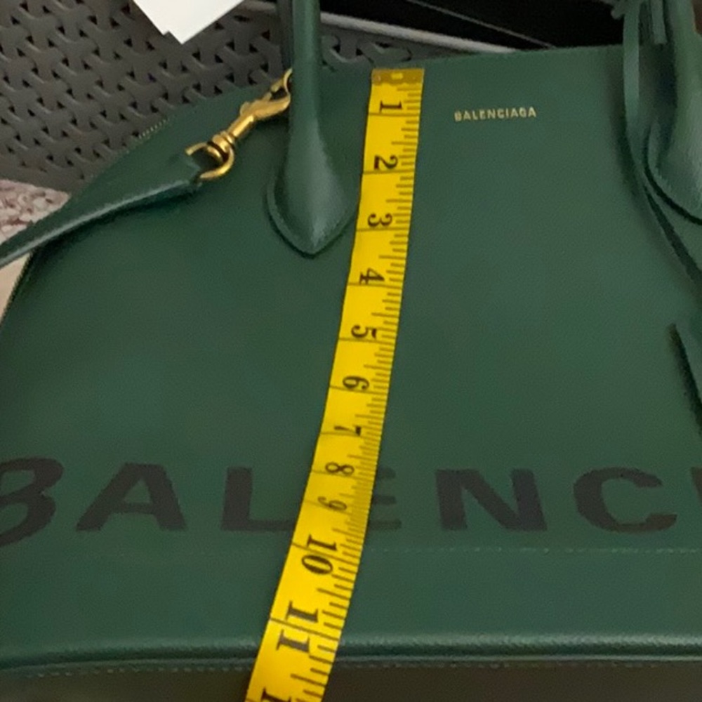 Balenciaga Leather Ville handbag in Green _ - Picture 7 of 7